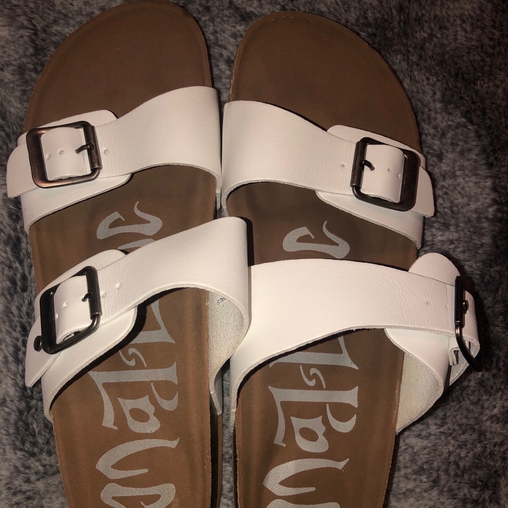 Knock off Birkenstock’s